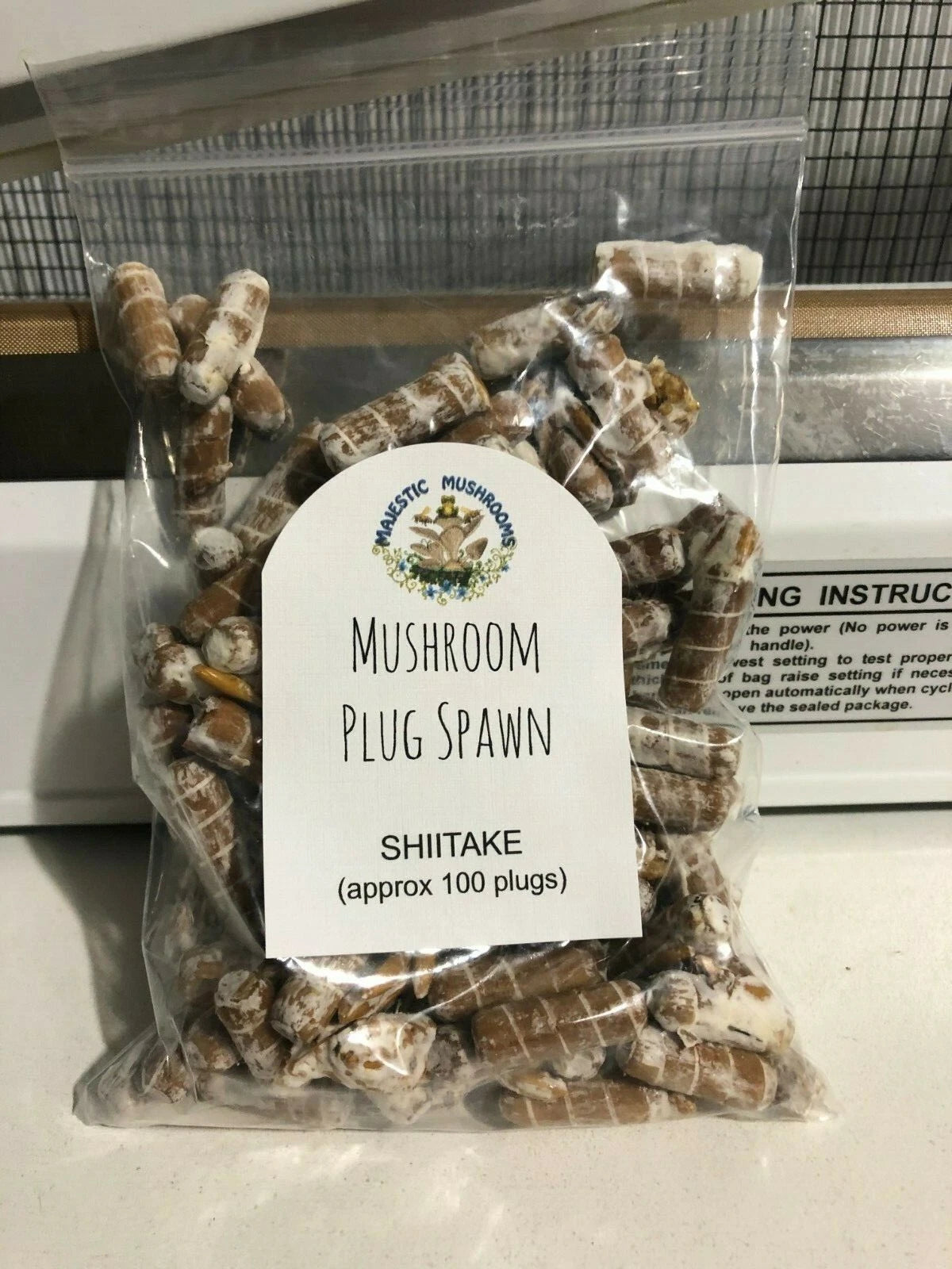 Shiitake Mushroom Plug Spawn 100x - FREE USA shipping - Grow mushrooms on logs!